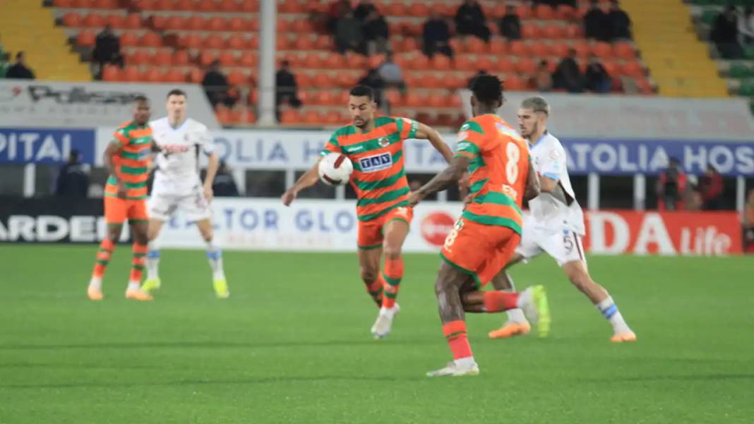 Alanyaspor’un Süper Lig Kaderi 5 Maçta Değişebilir! 10